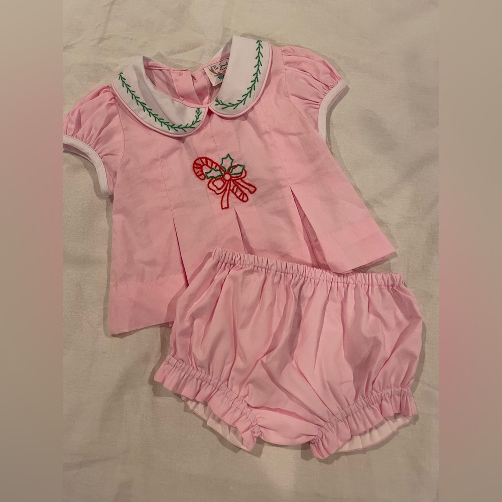 The smocking place christmas diaper set